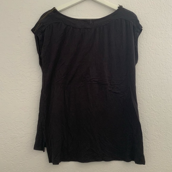 Pleione Grey Shirt with Zippers - Picture 2 of 4